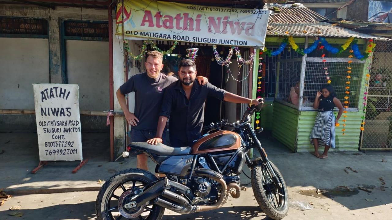 Atathi Niwas Guest House For Backpackers And Travellers Siliguri Luaran gambar