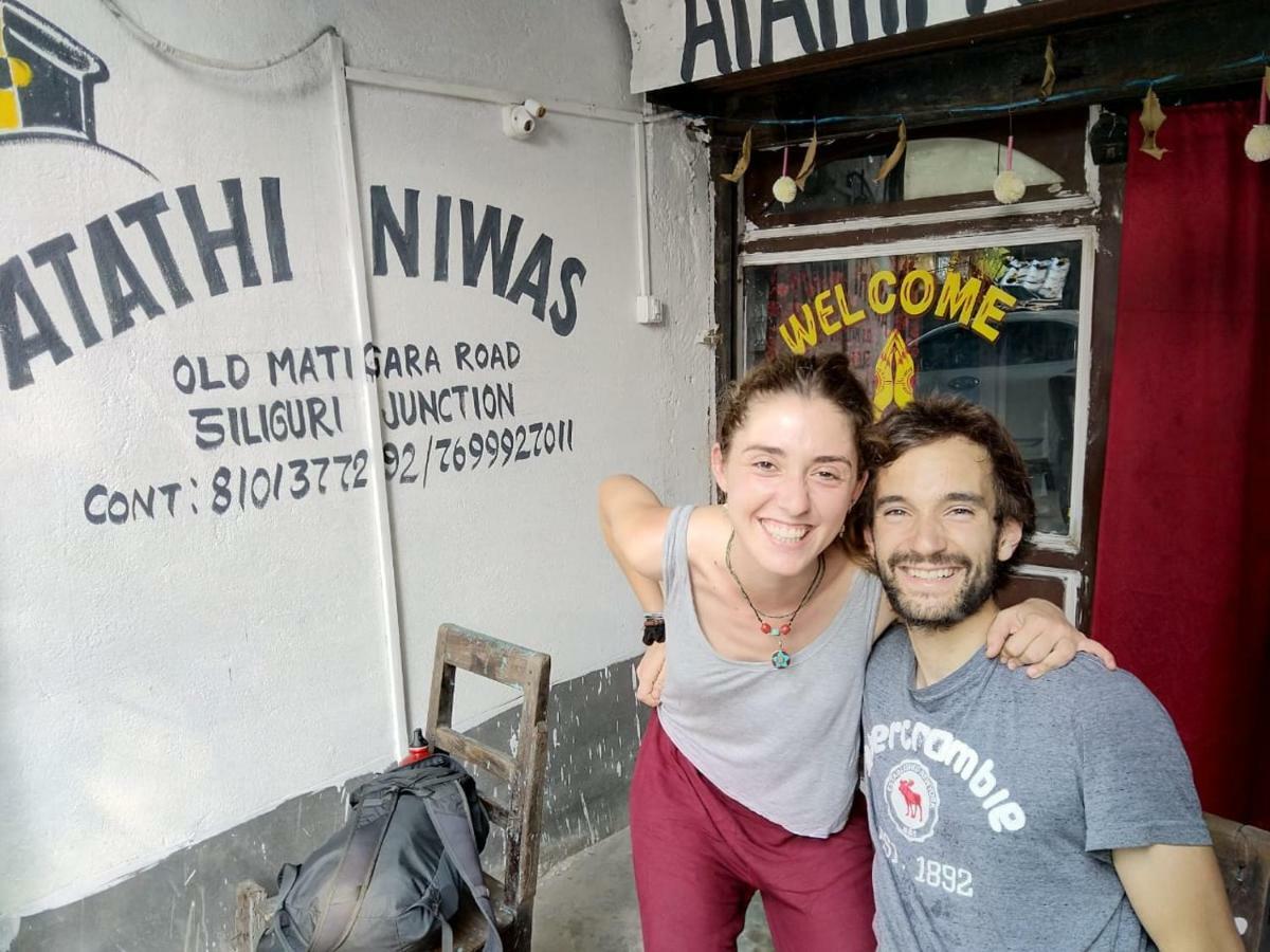 Atathi Niwas Guest House For Backpackers And Travellers Siliguri Luaran gambar