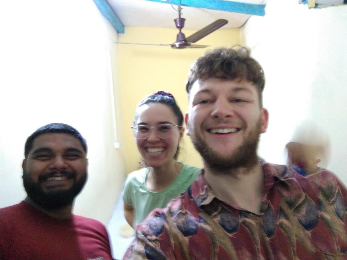 Atathi Niwas Guest House For Backpackers And Travellers Siliguri Luaran gambar
